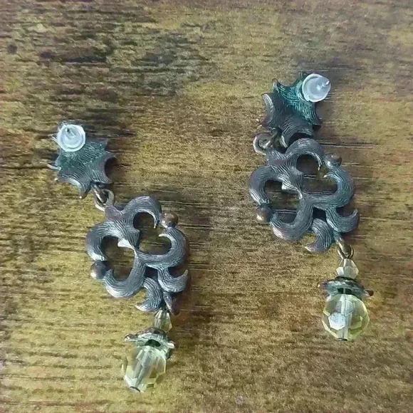 Vintage style Earrings - Picture 2 of 2